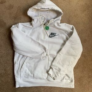 Mens Nike / Supreme Hooded Sweatshirt size Large. Guaranteed authentic